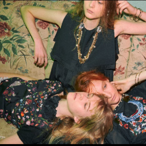 在人气爆棚的服饰品牌·LANVIN en Bleu获取第一手潮流时尚！