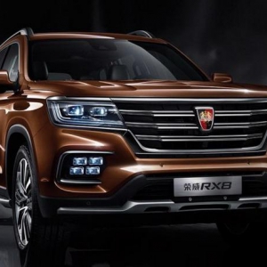 硬汉气质/颜值担当 荣威RX8将2月8日发布