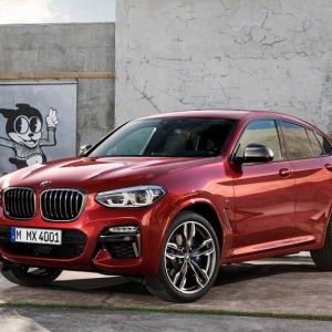 宝马发布全新X4官图，尺寸增加/配置提升