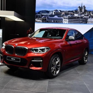 全新一代宝马X4亮相 经典轿跑SUV造型