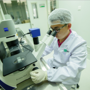 听蒙牛员工讲述他们的故事 品质由我守护