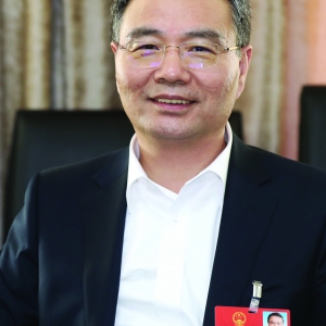 传化智联徐冠巨：用“四个轮子”跑出各行各业实时数据