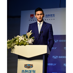冠军同行 征程再启 吉利品牌续约世界冠军孙杨