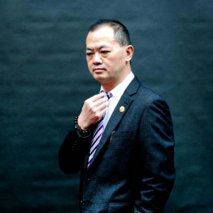 人民楷模领航者——熊红兵