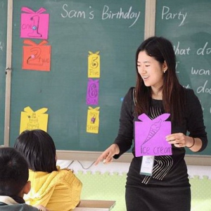 一位全职妈妈从高校教师到代理轻岁面膜微商的转型之路