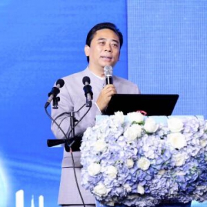 卢俊卿：你和马云之间，只差了一个司机