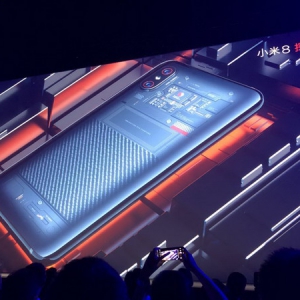 3699元小米8探索版发布：透明机身+压感屏下指纹