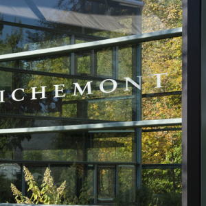 亨吉利： 全球奢侈品市场回暖，中国将迎来奢侈品新零售时代