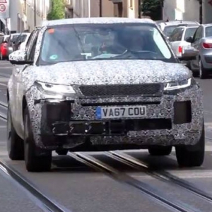 新一代路虎揽胜极光谍照 明年春季亮相