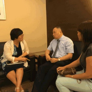 路创丽全球学术部长与京沪权威专家学术交流