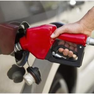 万亿市场的加油站， 以服务为核心的新零售SaaS来了 | 36氪新风向