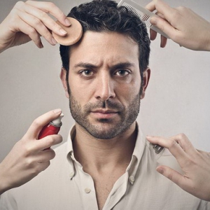 天猫发布《中国型男理容白皮书》 臭美男士最爱买眉笔和口红