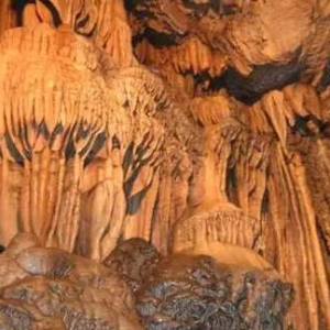 最佳山地旅游目的地黔西南之最美洞穴