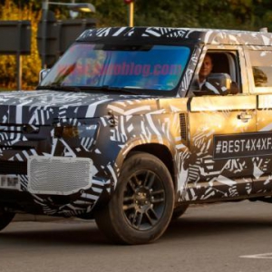 保持四四方方的造型 2020款路虎卫士谍照曝光