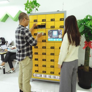 “饭魔方智能无人售餐机：全链共享经济下的办公室午餐新浪潮”