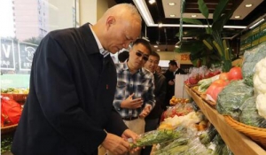 北京市委书记蔡奇调研生活性服务业 视察好邻居便利店