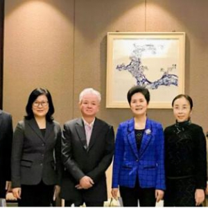 江西省政协副主席谢茹会见完美公司古润金董事长