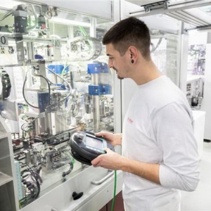 面对经济下行，博泽信心不减