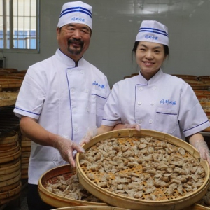 淘宝囤年货，老字号站C位，整体销量猛增200%成年轻人最爱