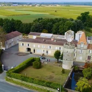 宝邑酒业与法国战臣白兰地签署战略协议