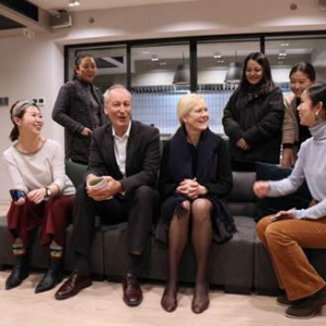 瑞典驻华大使林戴安一行参访Stey共享居住空间