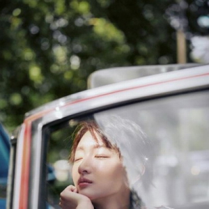 豪华精选发布全新品牌视频   “环球旅行家”周冬雨细腻呈现别样巴黎风情