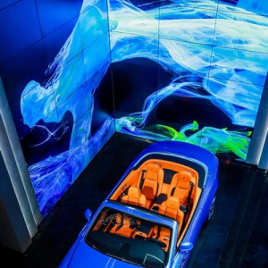 开启奢侈品零售端新篇章中国第一间劳斯莱斯精品店于上海开业