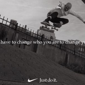 耐克和阿迪达斯最新财报背后，数字化正在成为新战场