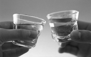 五粮液去年营收跨上400亿元新台阶 公司年内市值增幅超七成