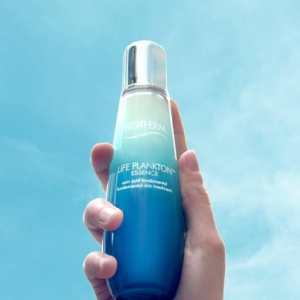 碧欧泉奇迹水，用自然力量打造你的年轻肌