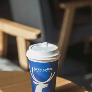 瑞幸咖啡华东家居首店落户弘阳家居迈皋桥店