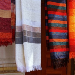 想成为服饰界的“李佳琦”？快手商家号教你一边变好看一边快速变现