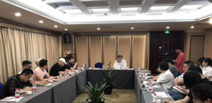 艺术家牛犇出演电影《远山凤凰》演绎藤茶致富大剧目