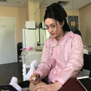 一年之中做艾灸最好的季节到了，明星都在底下偷偷做