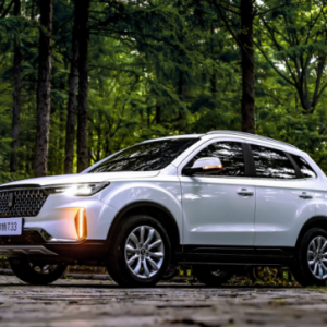 全系高配内饰塑造出生活“质感”，一汽奔腾T33很讲究