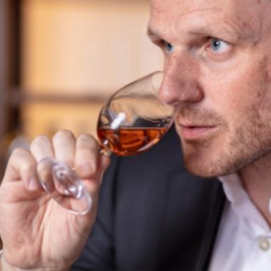 稀世臻酿·唤醒辉煌——布朗拉40年单一麦芽威士忌200周年纪念版