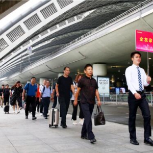 感恩同行·成就卓越，全友家居举行2020商务年度绿色事业峰会