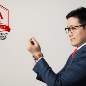 顶尖保险导师创建保险商学院，展现非凡领导力