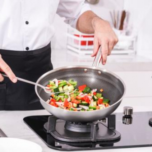 康巴赫：洞察下沉市场消费升级 品类创新突破行业壁垒