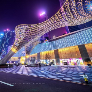 践行稳健，主动从容推进有质量地增长