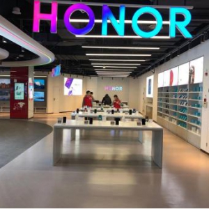 荣耀旗下热门新品悉数入驻，11月11日京东电器超级体验店开业