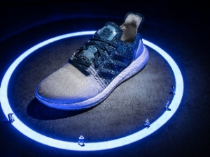 阿迪达斯第二代[FUTURECRAFT.LOOP]可循环跑鞋载誉归来