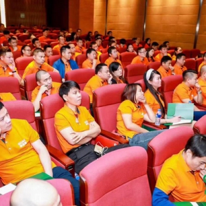 高洁雅十三周年庆慈善晚宴致辞：善心不止天下大同