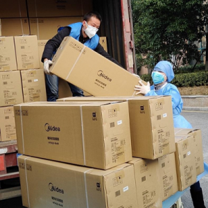 美的“逆行”援鄂，温暖一线医护人员