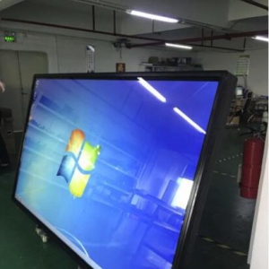 登鹏电子深度领悟客户需求-带领教学触摸一体机走进教室