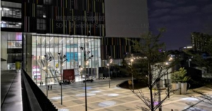 恭贺深圳艺术小镇泛光照明及亮化设计工程局部亮灯