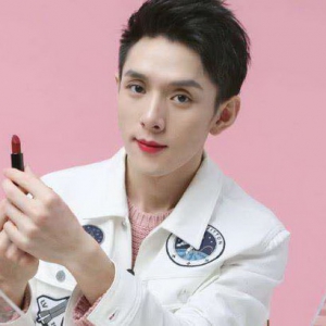 笑出美的弧度！南京王春美容唇部美妆唇线，丰润双唇绽放色彩！