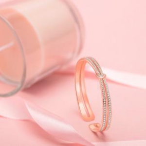 少女的心事 ——昀宝铺