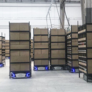 极智嘉助力打造乐友首个机器人智能物流中心，开拓智慧新零售新格局