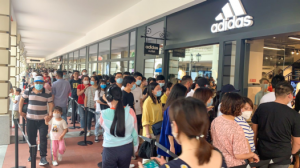 佛罗伦萨小镇五一黄金周，业绩复苏再创新记录